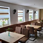 Zum Obstler - Gaststätte Und Gasthof