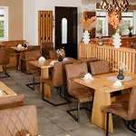 Gasthof Zum Obstler - Gaststätte Und Gera