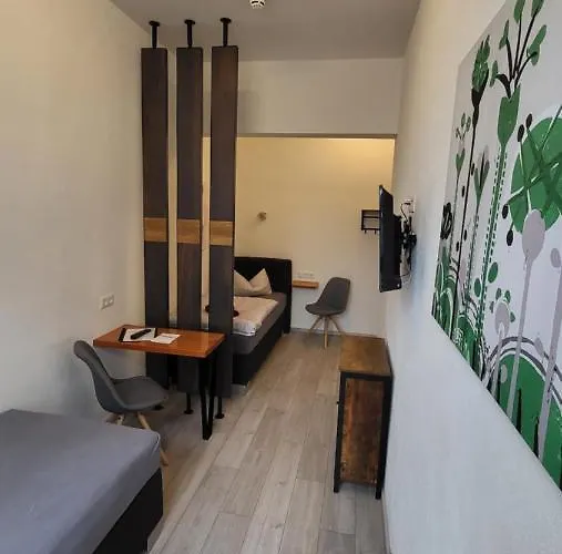 Zum Obstler - Gaststaette Und 3* Gera