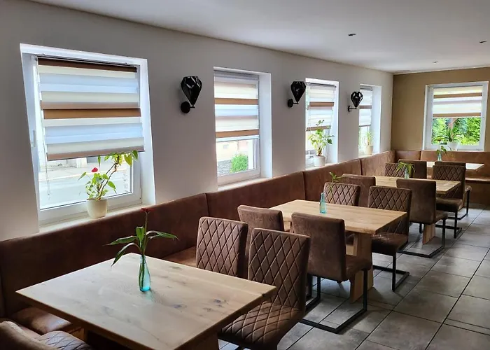 Zum Obstler - Gaststaette Und Vendégház