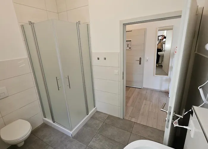 Vendégház Zum Obstler - Gaststaette Und Gera